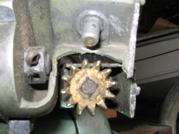 RD10 tiller handle washer. Antique Outboard Motor Club,Inc